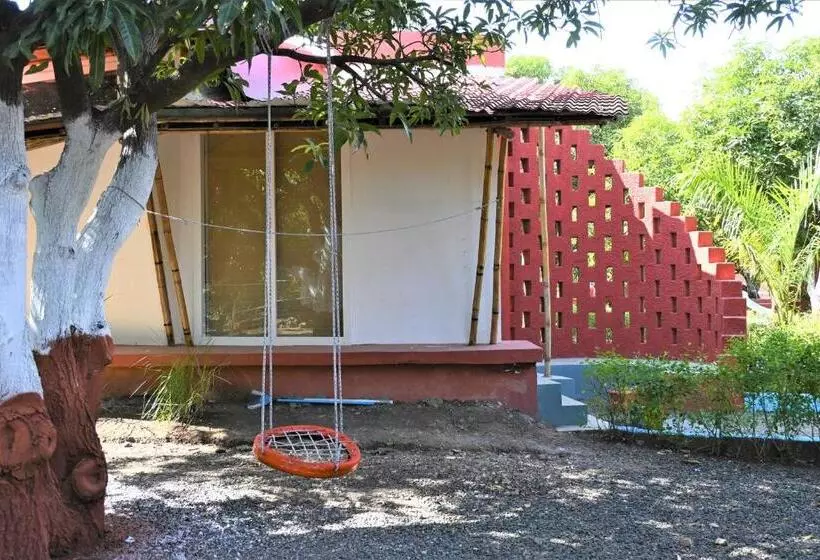 ホテル Amraness Luxury Resort Sasan Gir