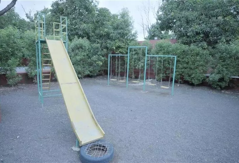 ホテル Amraness Luxury Resort Sasan Gir