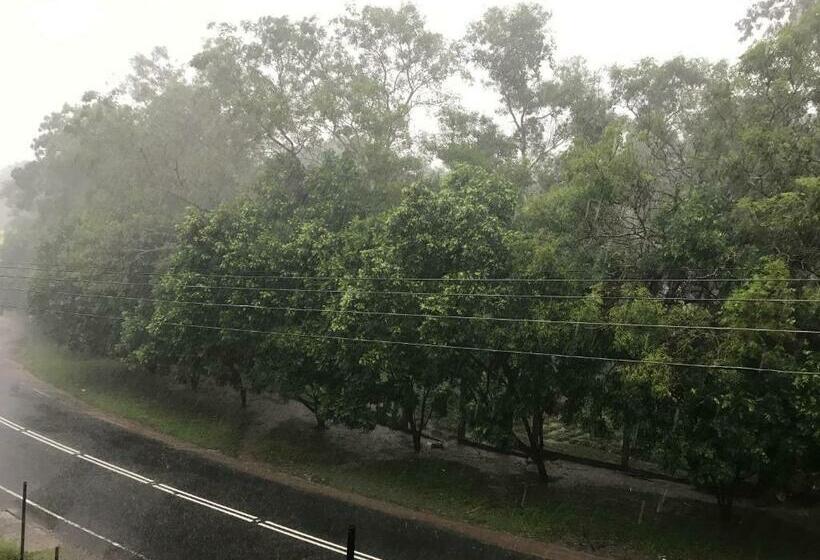 בית מלון כפרי City Life