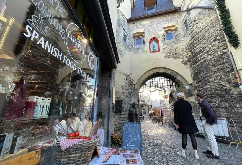 Hotelli City2c Valkenburg Daalhemerweg   Digital & Staffless