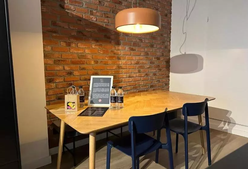 Hotelli City2c Valkenburg Daalhemerweg   Digital & Staffless