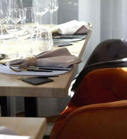 هتل Crystal Kitzhorn Suites