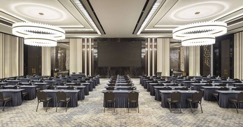 هتل Doubletree By Hilton Sanliurfa