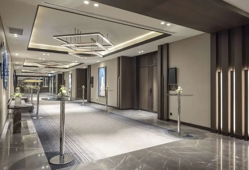 ホテル Doubletree By Hilton Sanliurfa