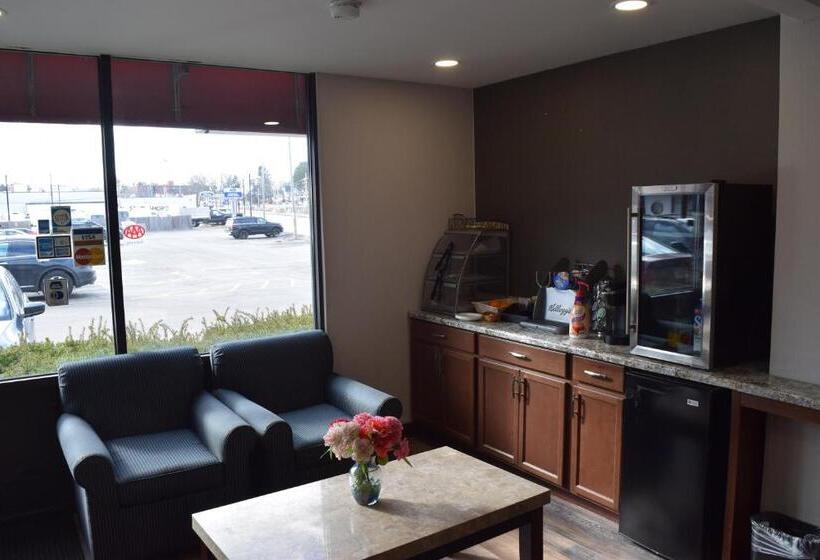 בית מלון כפרי Framingham Inn