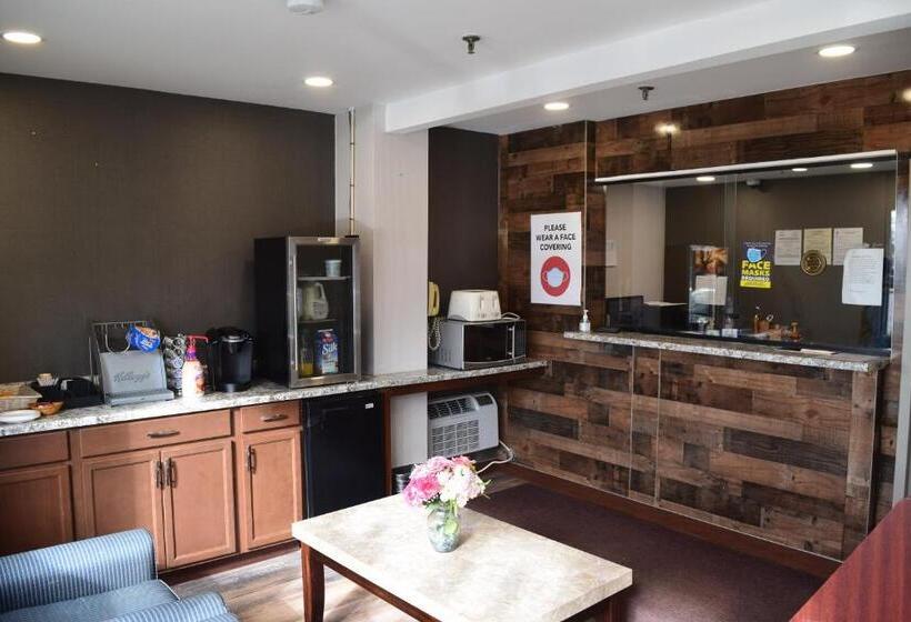 בית מלון כפרי Framingham Inn