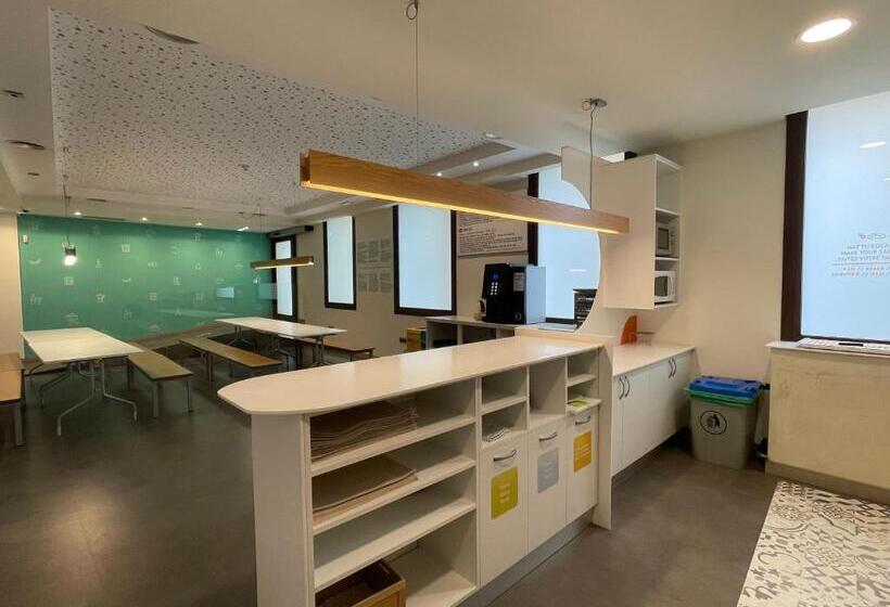 هتل Guiana Rooms & Suites