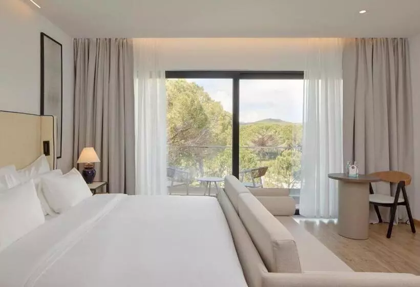 ホテル Meliá Durrës Albania