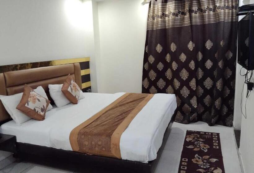 فندق Pop 700964  Pingal Dream Near Prachin Shani Mandir