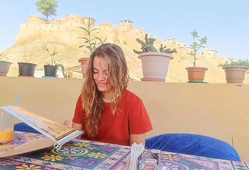 Hotelli Relax Inn Jaisalmer
