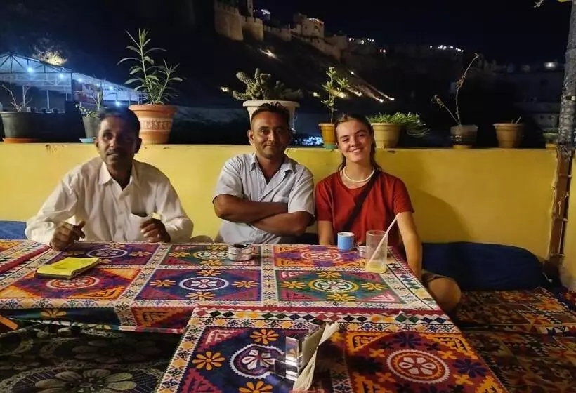Hotelli Relax Inn Jaisalmer