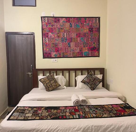 هتل Relax Inn Jaisalmer