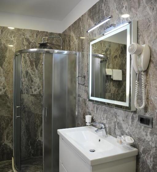 ホテル Rezidence Tredi City Center