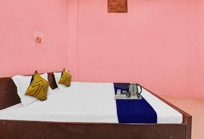 Spot On Hotel Durga Shiv