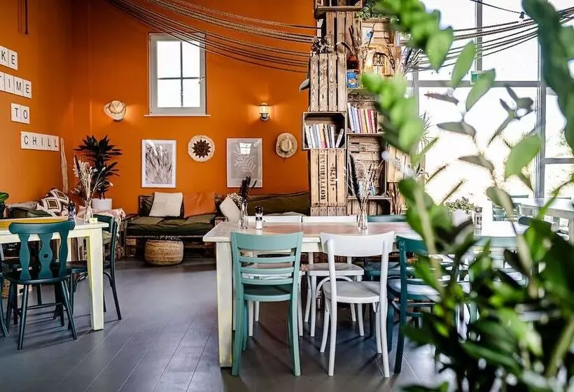 Hotelli Tinyparks Cast Away