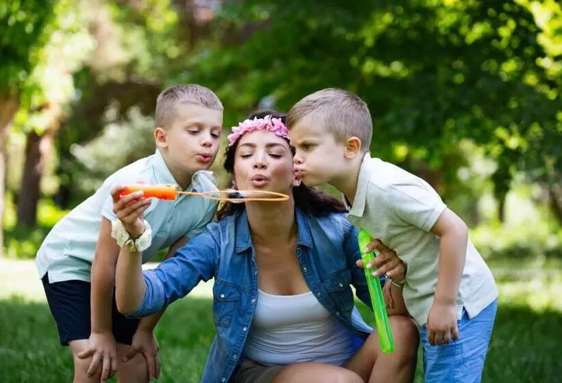 Hotelli Tinyparks Cast Away