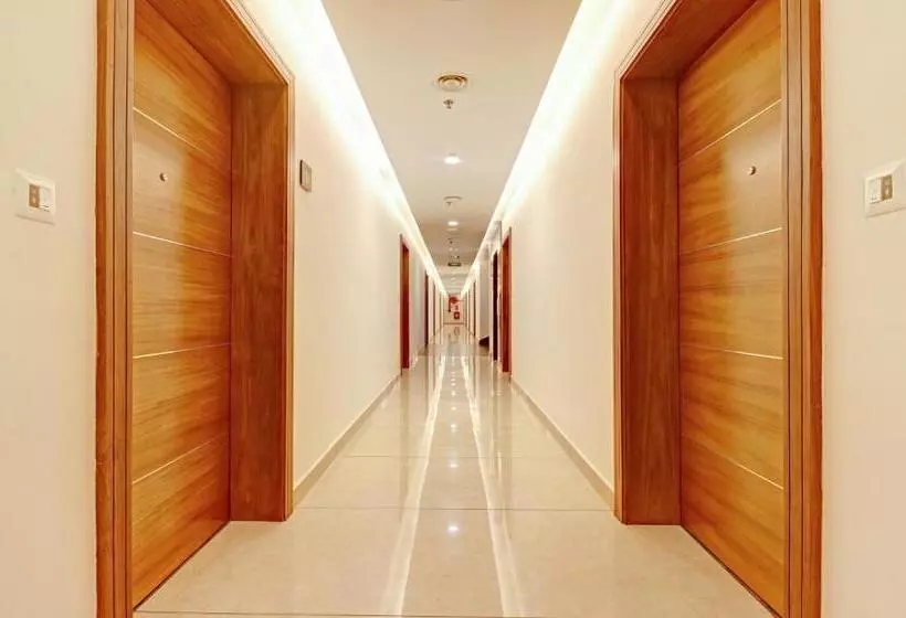 Hotelli Treebo Premium Vahada