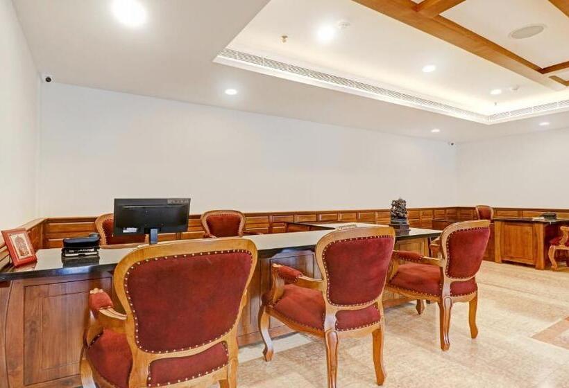 Hotel Treebo Premium Vahada