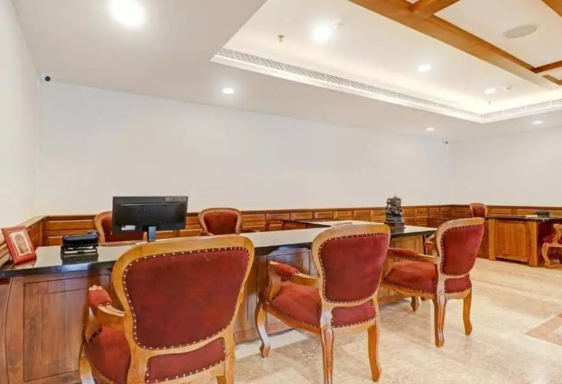 Hotelli Treebo Premium Vahada