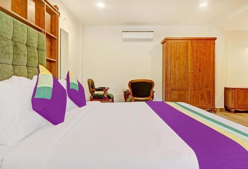 Hotel Treebo Premium Vahada