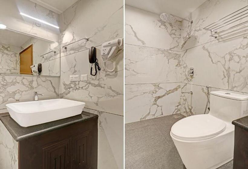 Hotel Treebo Premium Vahada