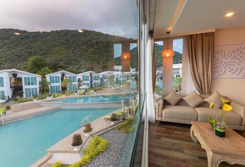 Hotel Vannee Golden Sands Beachfront Resort