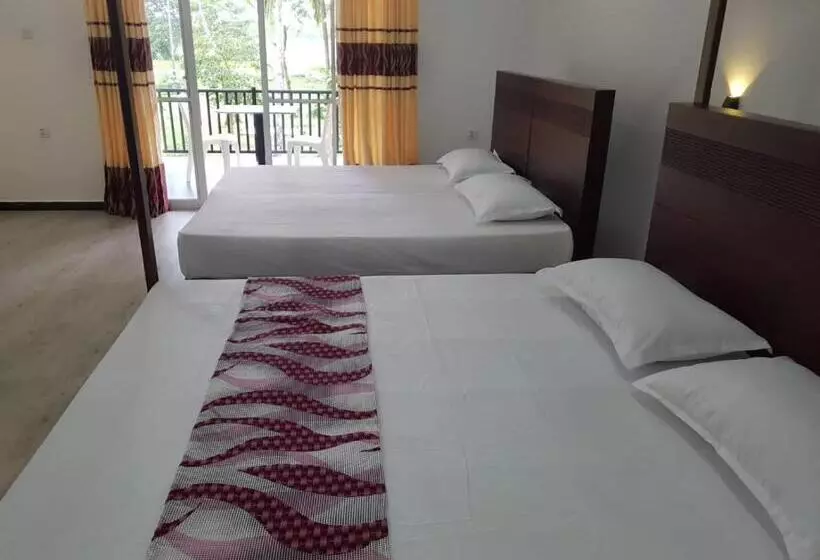 Hotelli Yala Viewer Bird Resort And Safari