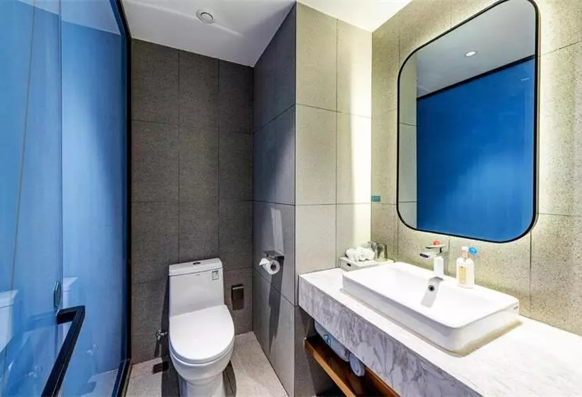 Lanou Hotel Zigong Yantan Longhu Food Plaza