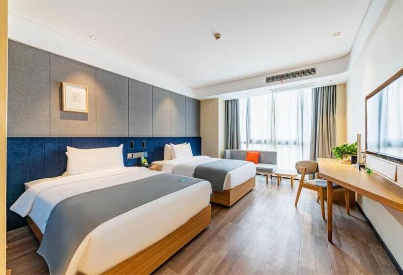 Lanou Hotel Zigong Yantan Longhu Food Plaza