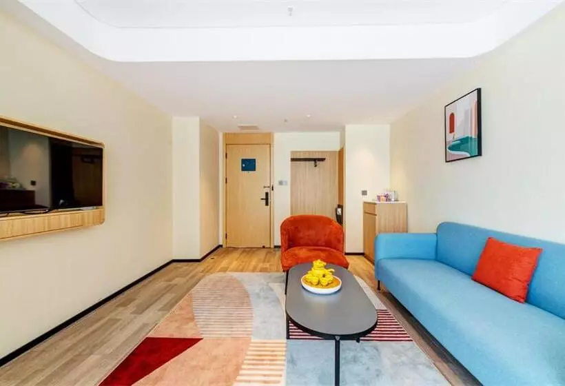 Lanou Hotel Zigong Yantan Longhu Food Plaza