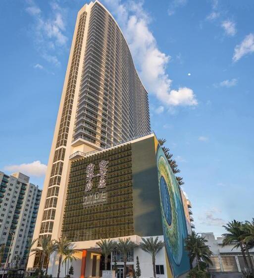 Luxury Beachfront Apartment In Hyde Resort