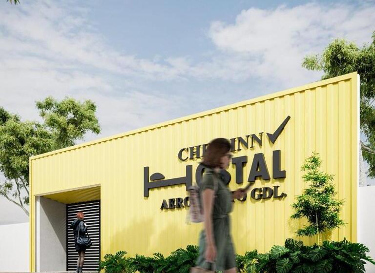 Pansiyon Check Inn Hostal Aeropuerto Gdl