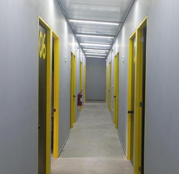 Pansiyon Check Inn Hostal Aeropuerto Gdl