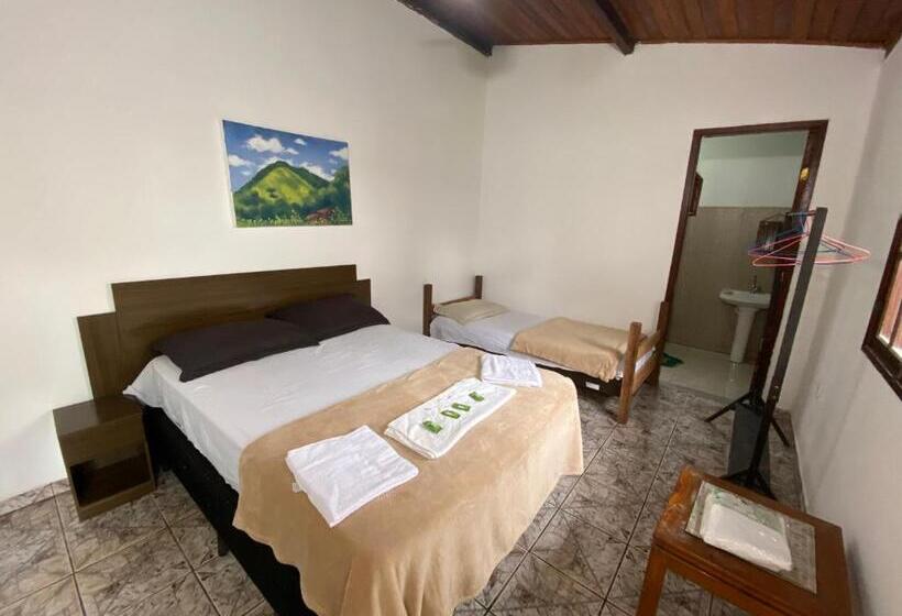 Pensão Greenhouse Hospedagem