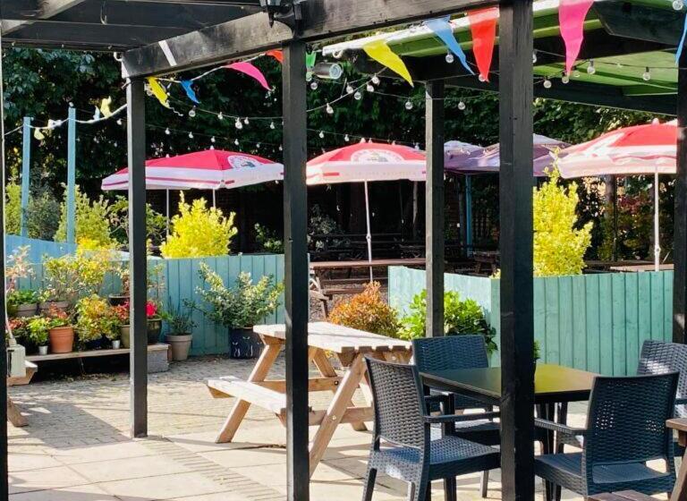 膳宿费 Modern, Well Located En Suite Rooms With Parking & All Facilities