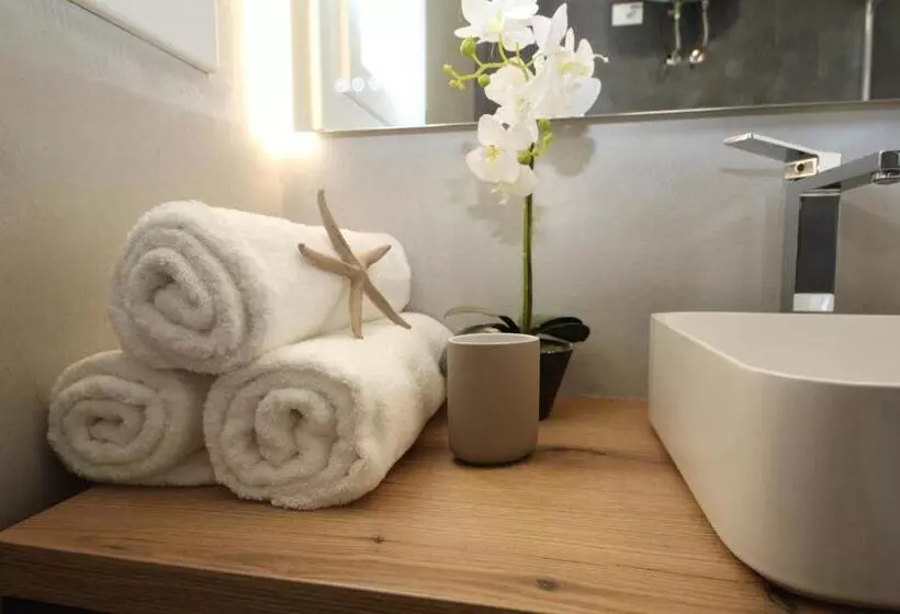 ペンション Ohana Holiday Rooms