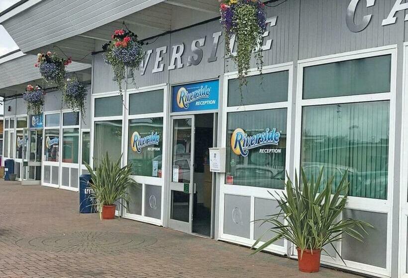 渡假胜地 Holiday Home / Caravan