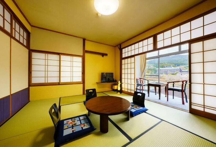 Ryokan Ureshino Onsen Kotobukiya