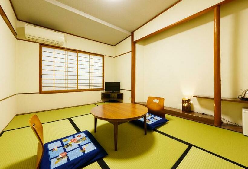 Ryokan Ureshino Onsen Kotobukiya