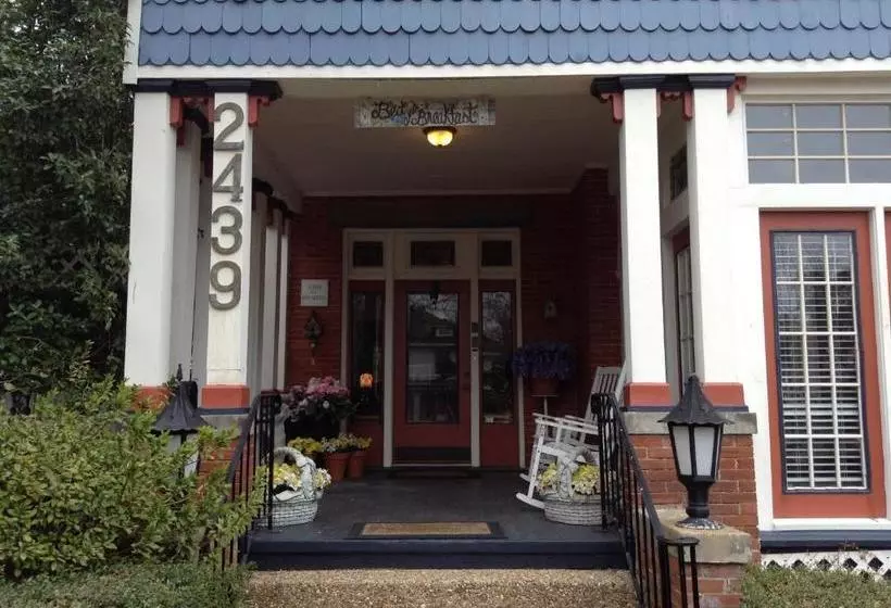 2439 Fairfield A Bed And Breakfast