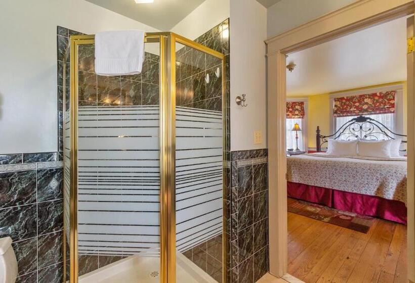 After Eight Bed And Breakfast