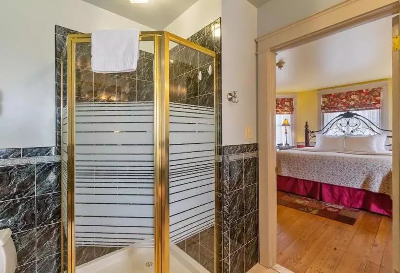 After Eight Bed And Breakfast