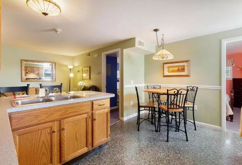 After Eight Bed And Breakfast