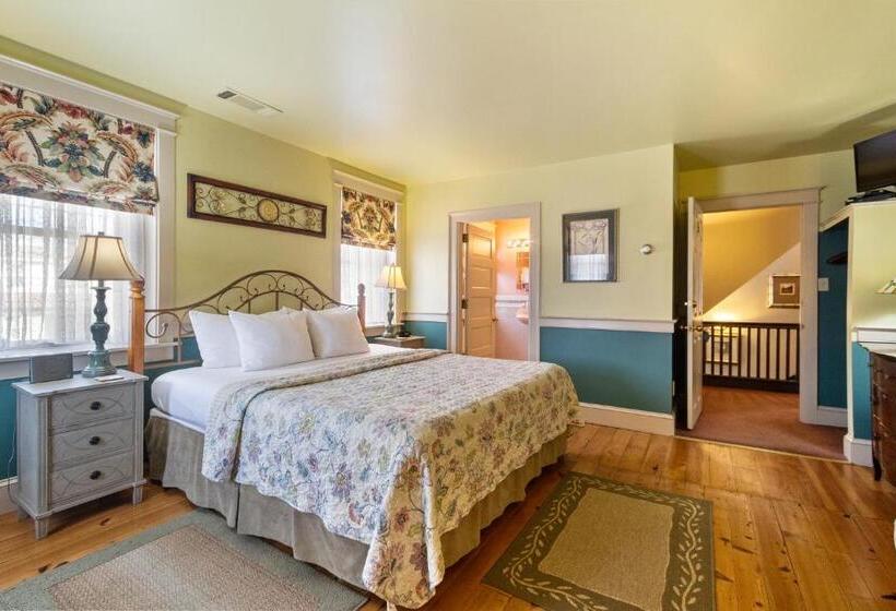 After Eight Bed And Breakfast