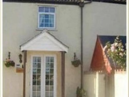 Apple View & Bramley Lodge