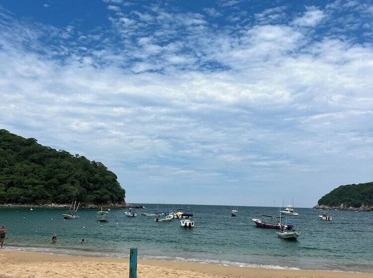 Bed and Breakfast Agua Azul La Villa