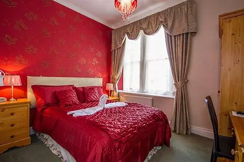 ベッドアンドブレックファースト Babbacombe Hall