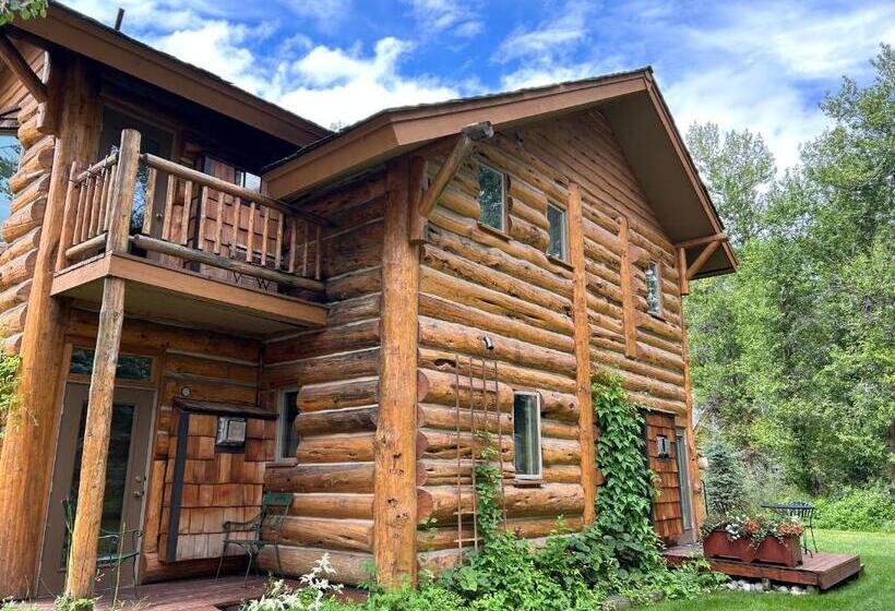 تختخواب و صبحانه Bentwood Inn