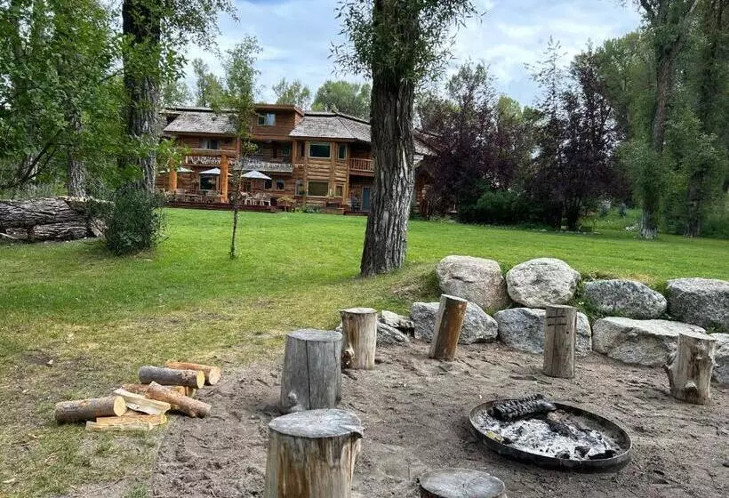 تختخواب و صبحانه Bentwood Inn