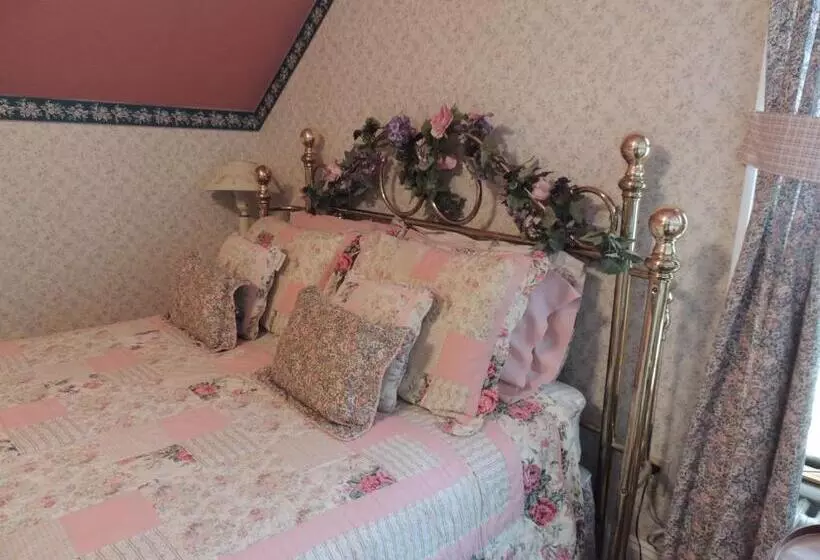 住宿加早餐  Brookview Manor Inn